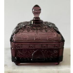 Indiana Glass Amethyst Bee Box MINT